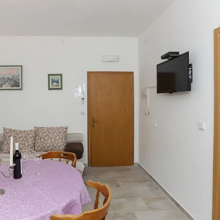 Apartament Sisic